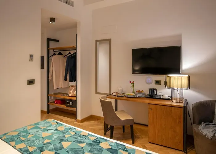 Otel Navona Essence